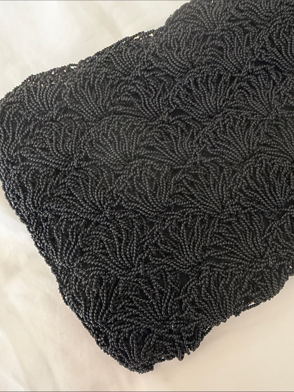 Gorgeous Vintage 1960’s Microbead Clutch